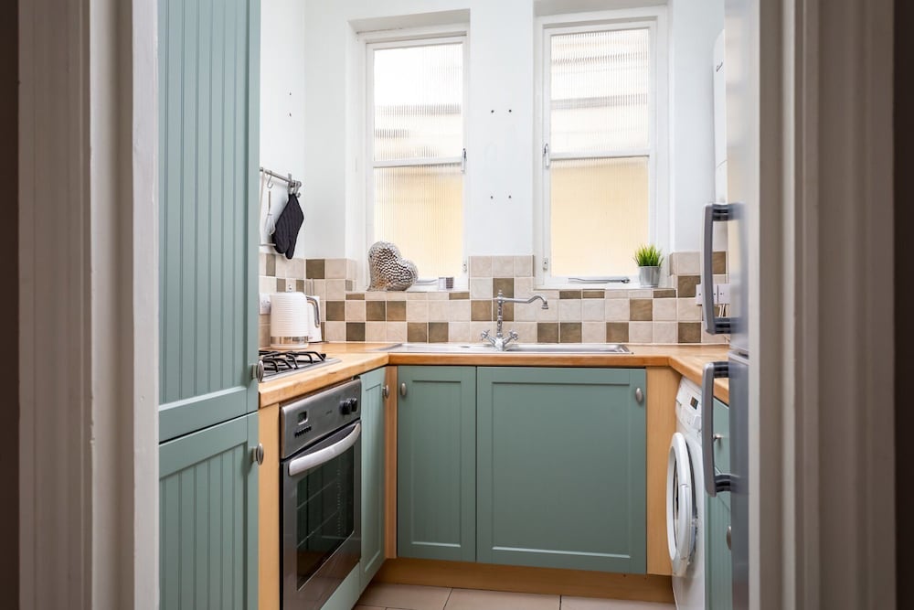 Фото 16 Lansdown Place