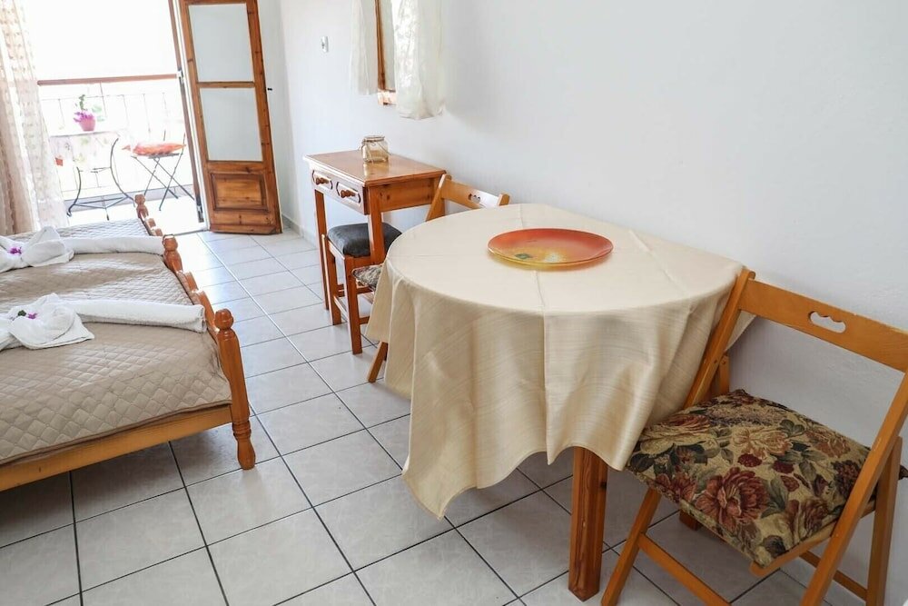 Фото Vaya Zorba Studios