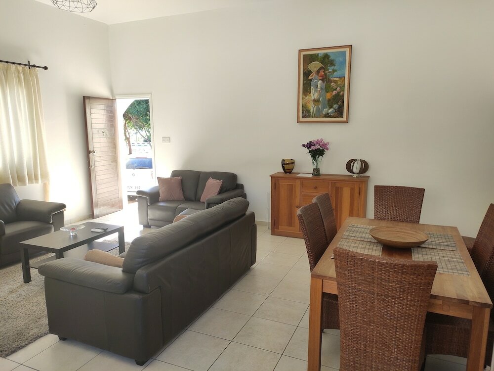 Фото Town Center Holiday Villa