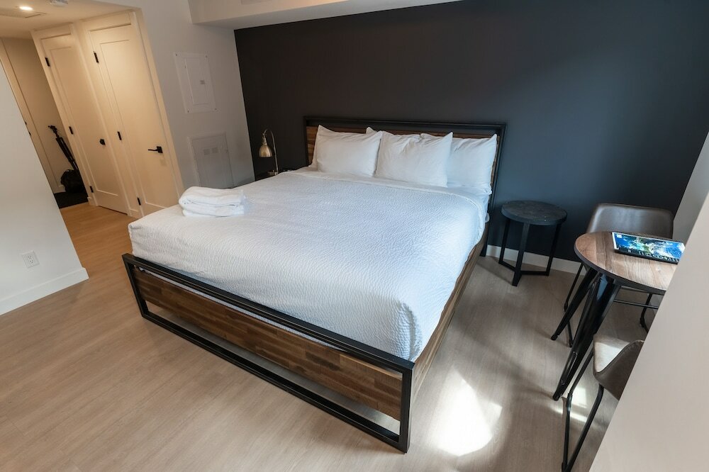 Фото Basecamp Suites Canmore