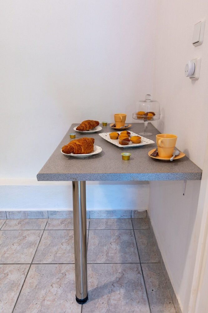 Фото Rivendell Apartments