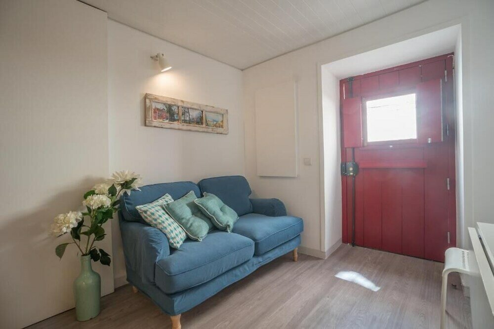 Фото Rose 3 Studio