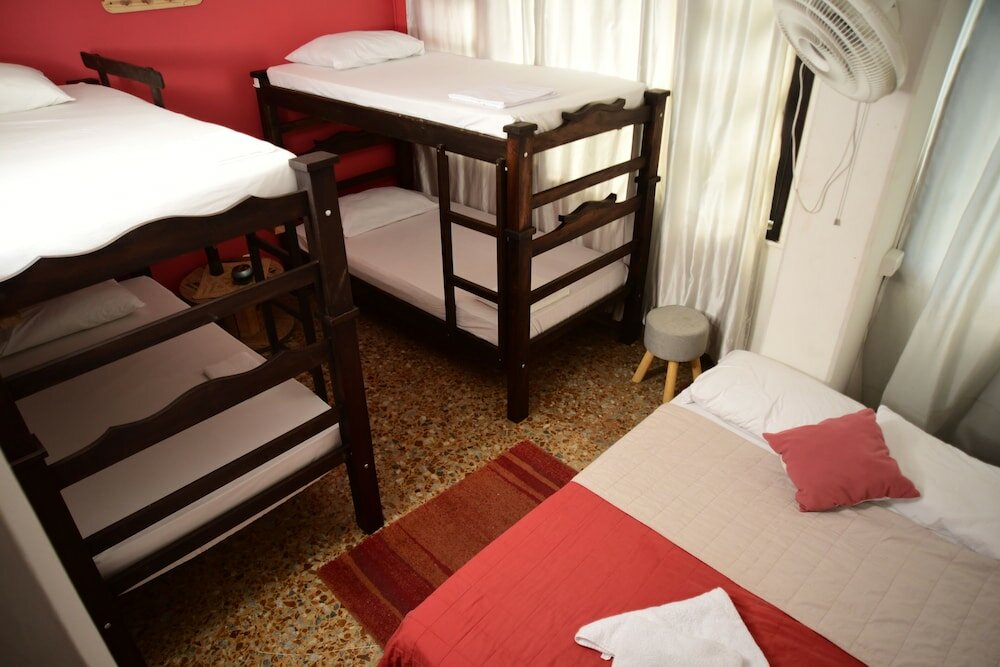 Фото Green Door Boutique