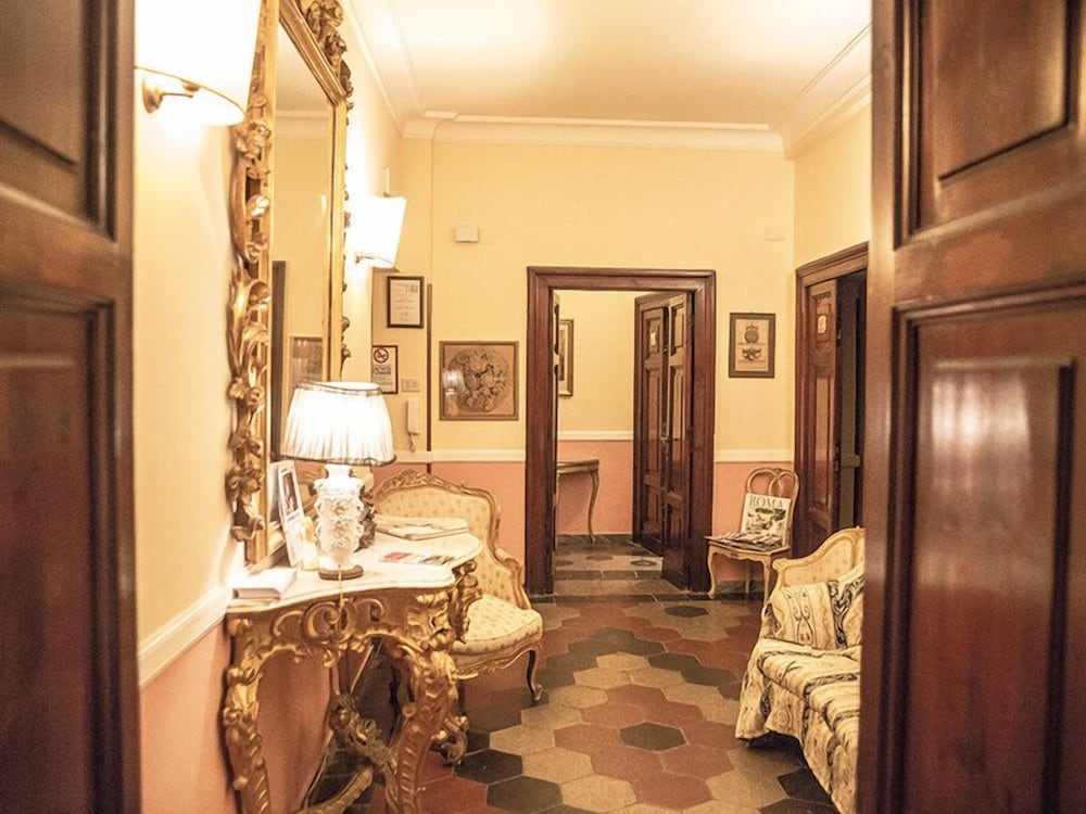 Фото Residenza Maritti Classic Rooms