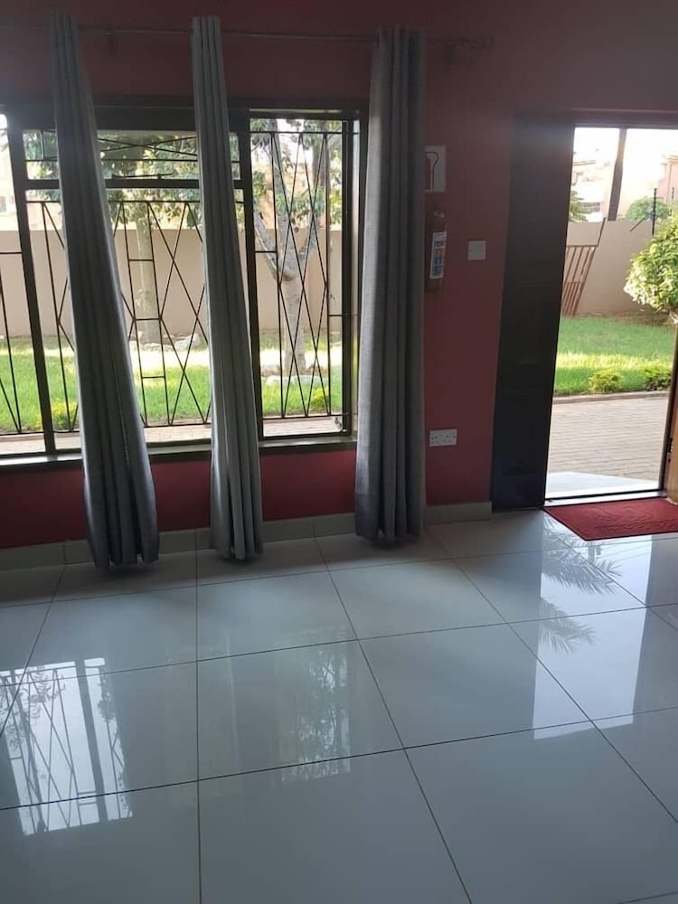 Фото Ezzela House Bed & Breakfast