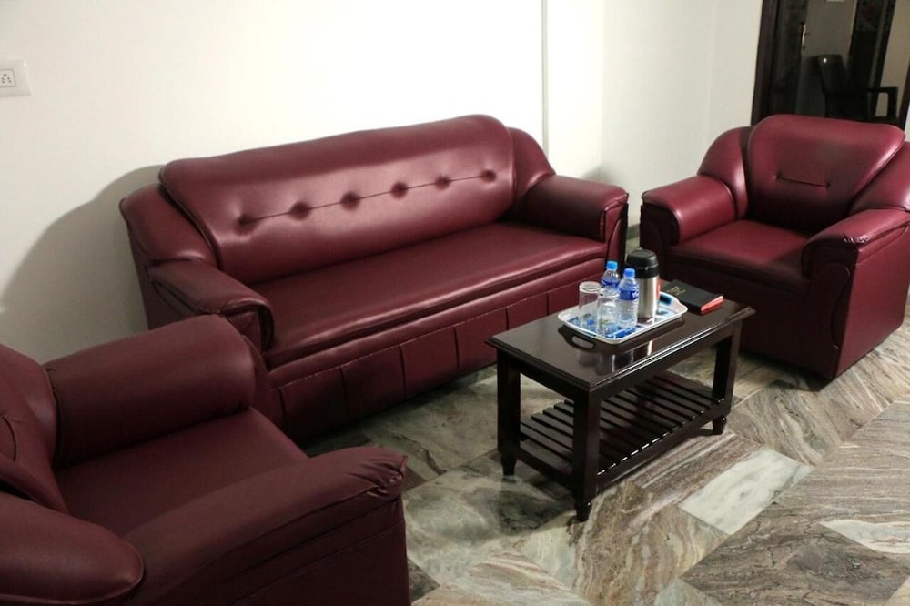 Фото Hotel Jaisas Paradise