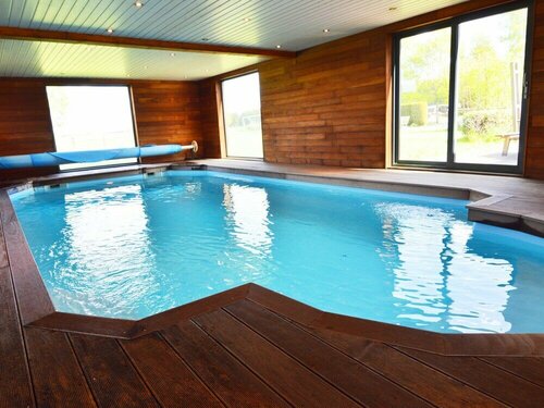 Гостиница Delightful Villa in Sourbrodt With Swimming Pool, Terrace