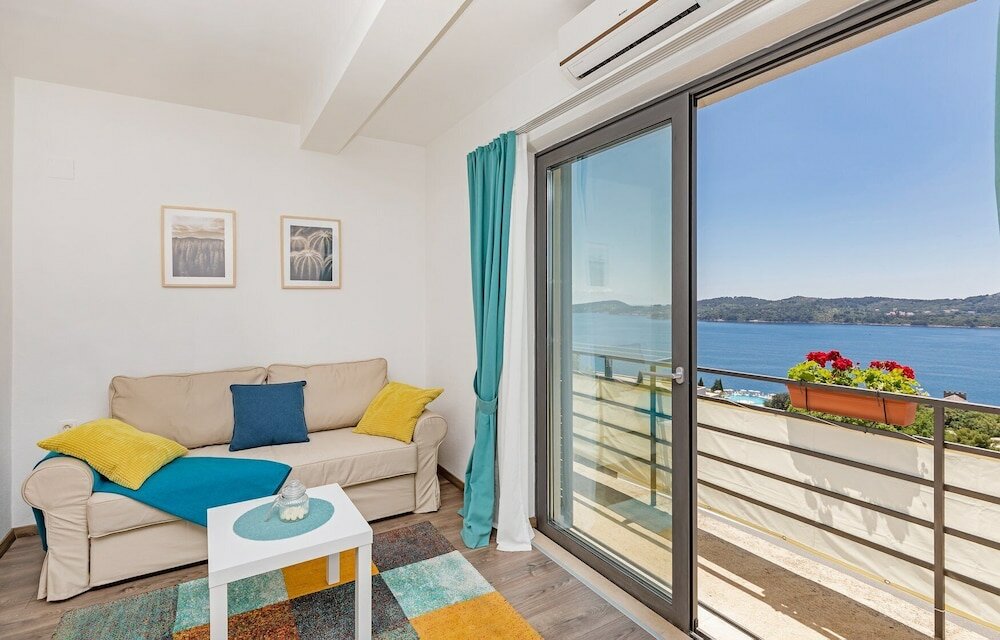 Фото Apartmani D & J