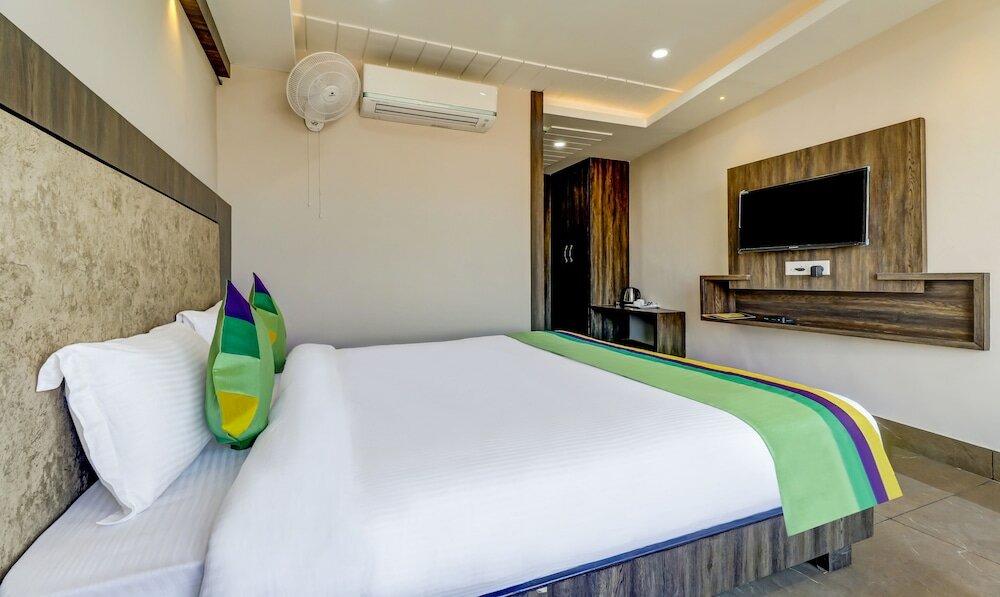 Фото Hotel Bikalal