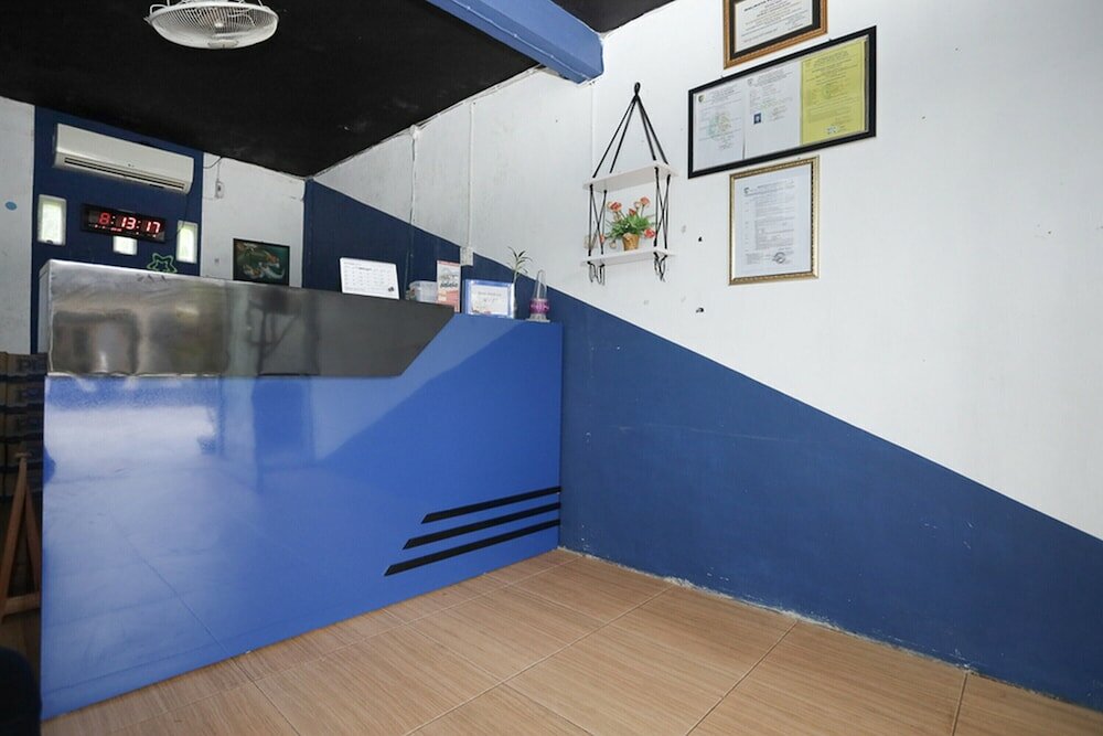 Фото RedDoorz near Bundaran Garuda 2