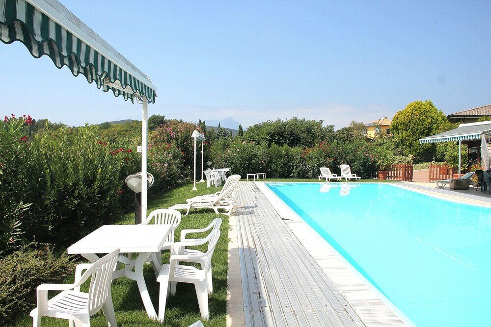 Фото Apartment Montegolo Four With Pool And Lake View