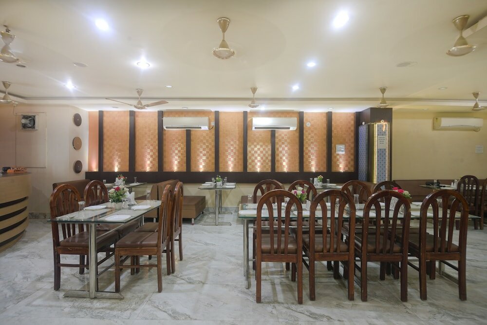 Фото Hotel Vishnu Villas