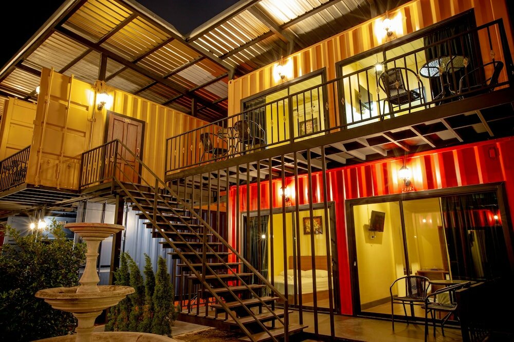 Фото Tuscany Land Resort Donmuang