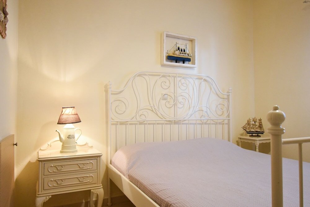 Фото Areos Galaxy Apartments With Beach View