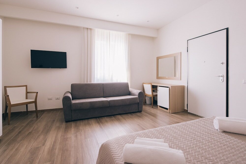 Фото La Promenade