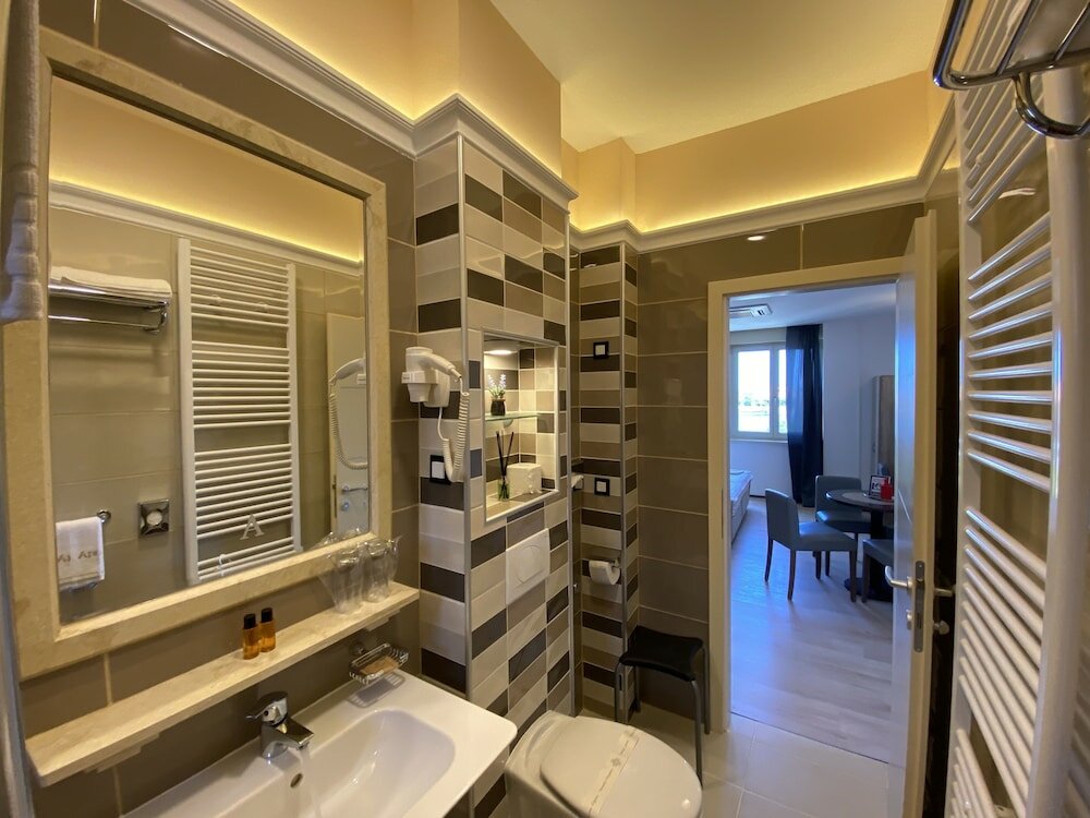 Фото Integrated Hotel Arbia - Margita Deluxe