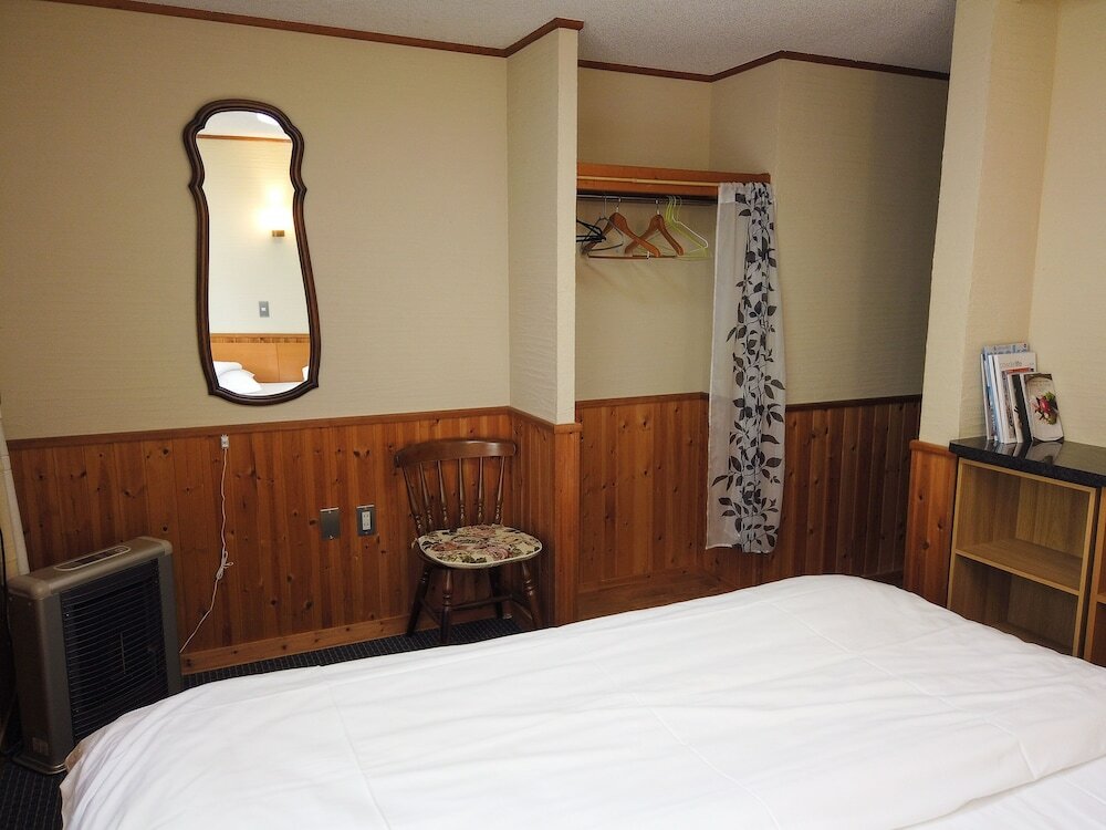 Фото Niseko Ski Lodge