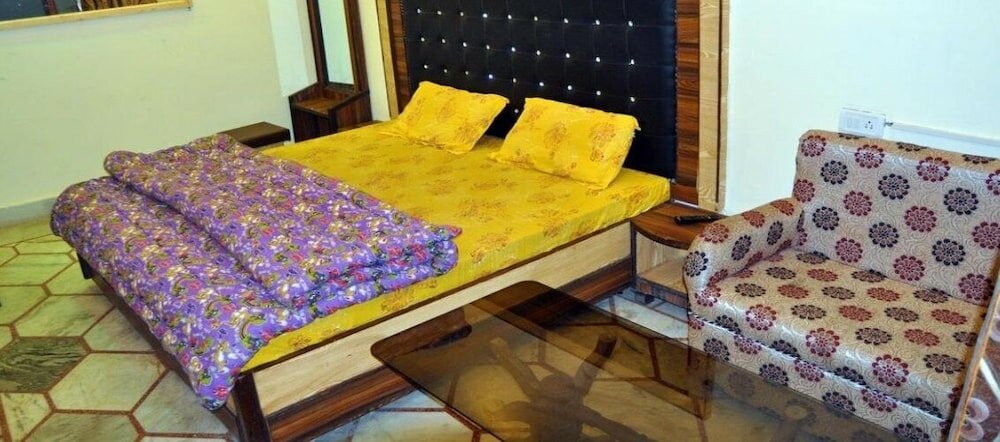 Фото Hotel Himalayan Paradise