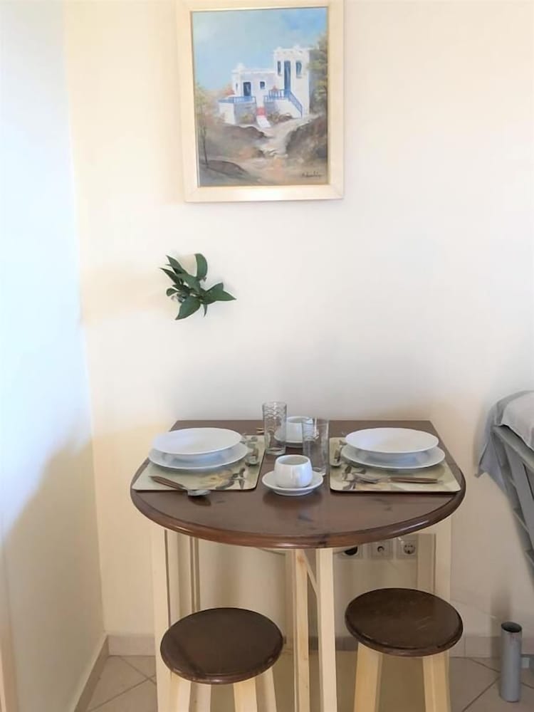 Фото Areos Galaxy Apartments With Beach View