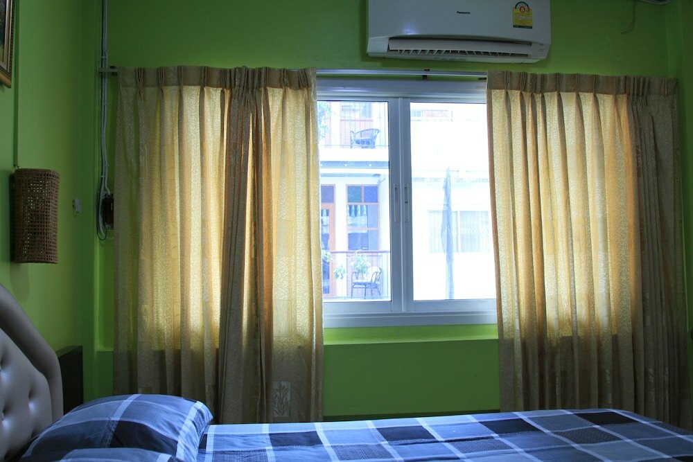 Фото Swan Inn2 Guest House