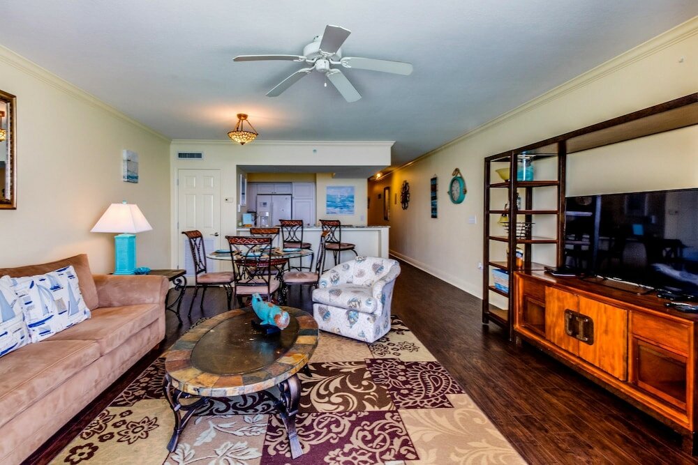 Фото Emerald Beach by Forehand Rentals