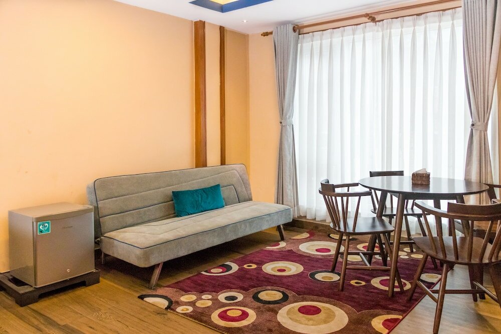 Фото Himalayan Suite Hotel