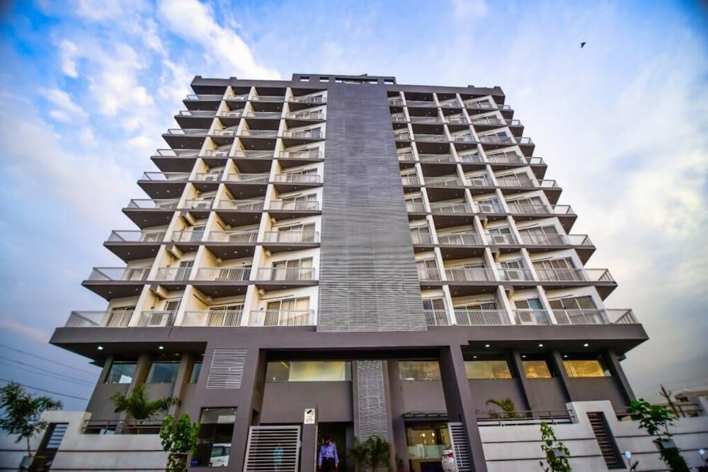 Фото отеля 1