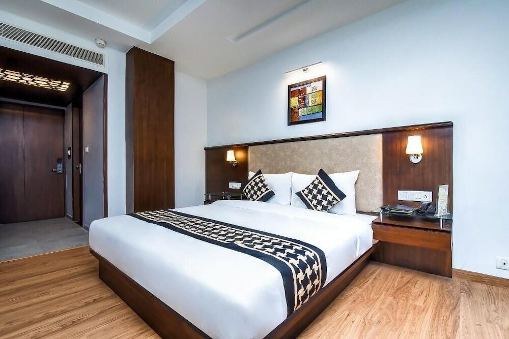 Фото Hotel Myriad