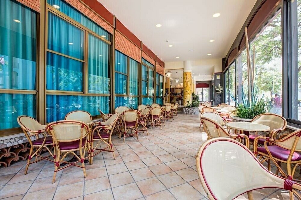 Фото Hotel Splendid