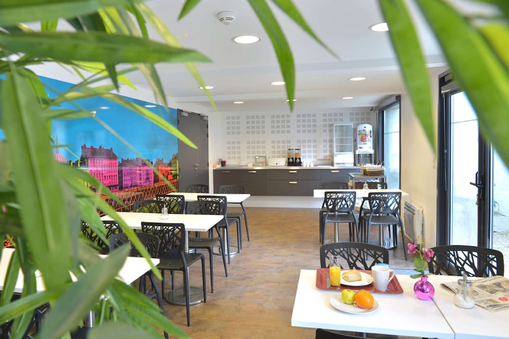 Фото Demain Hôtel & Conciergerie