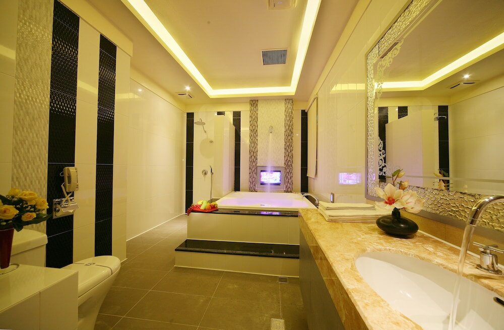 Фото Shining Motel