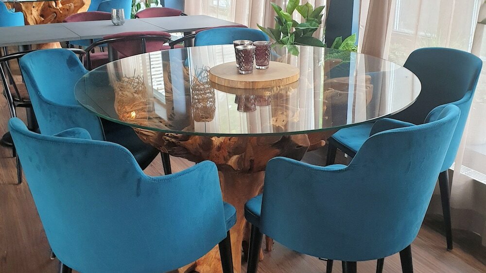 Фото Treetop SPA Hangout & Hotel