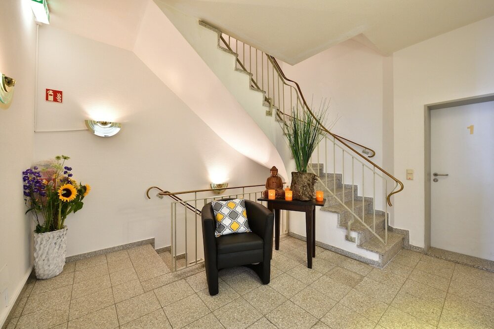 Фото Ford Apartment