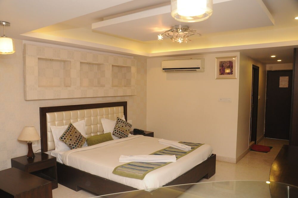 Фото Suvarna Regency