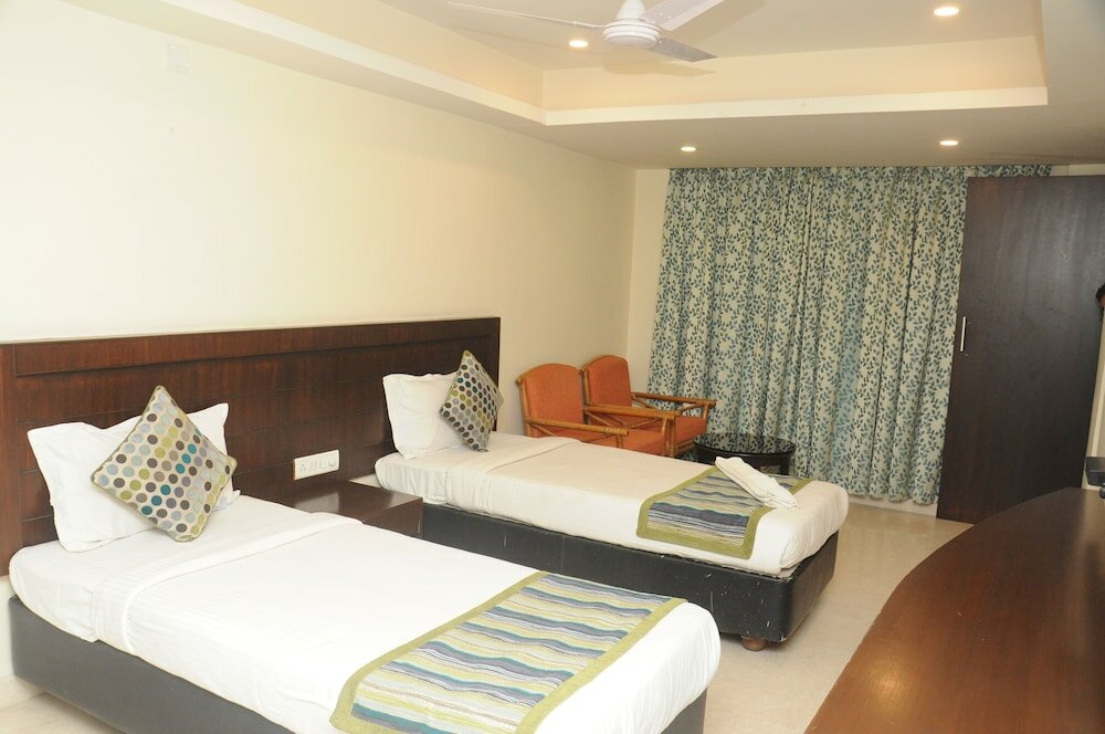 Фото Suvarna Regency