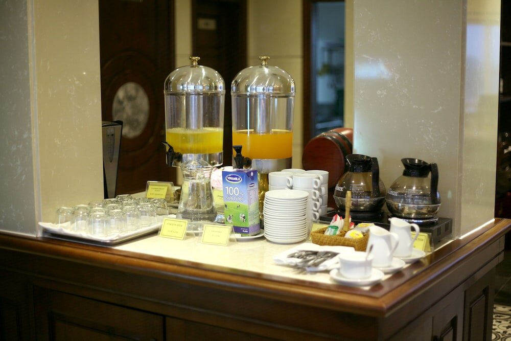 Фото Hanoi Emotion Hotel