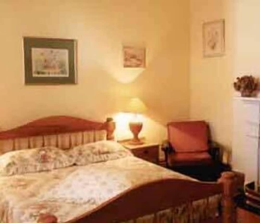 Фото Bellevue Manor Guest House & Wellness SPA Retreat