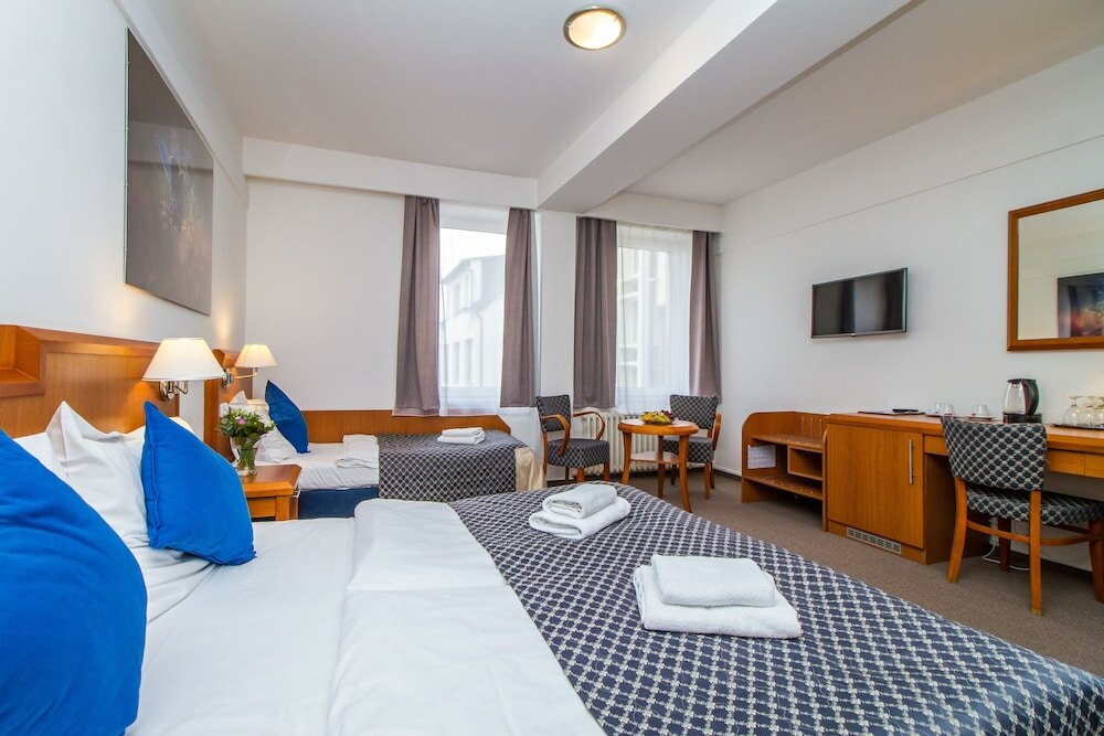 Фото Hotel Medinek Old Town