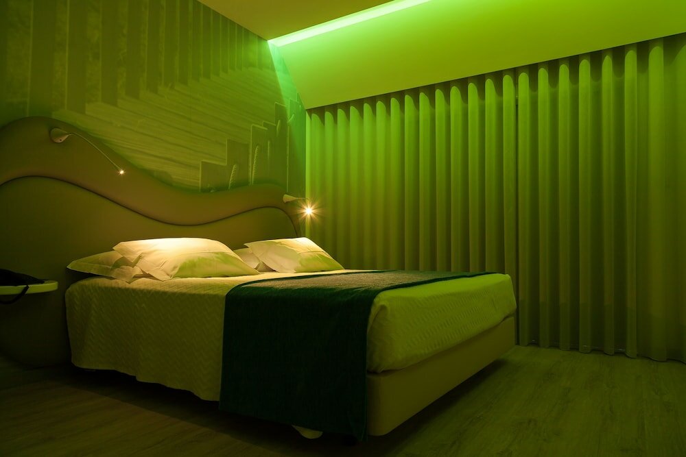 Фото Varzinn Hotel