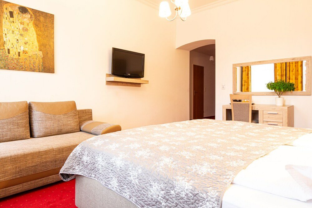 Фото Hotel & Apartments Klimt