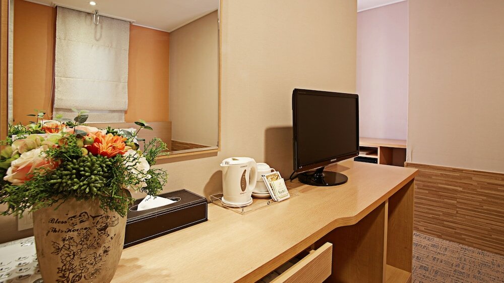 Фото Hotel Skypark Myeongdong I