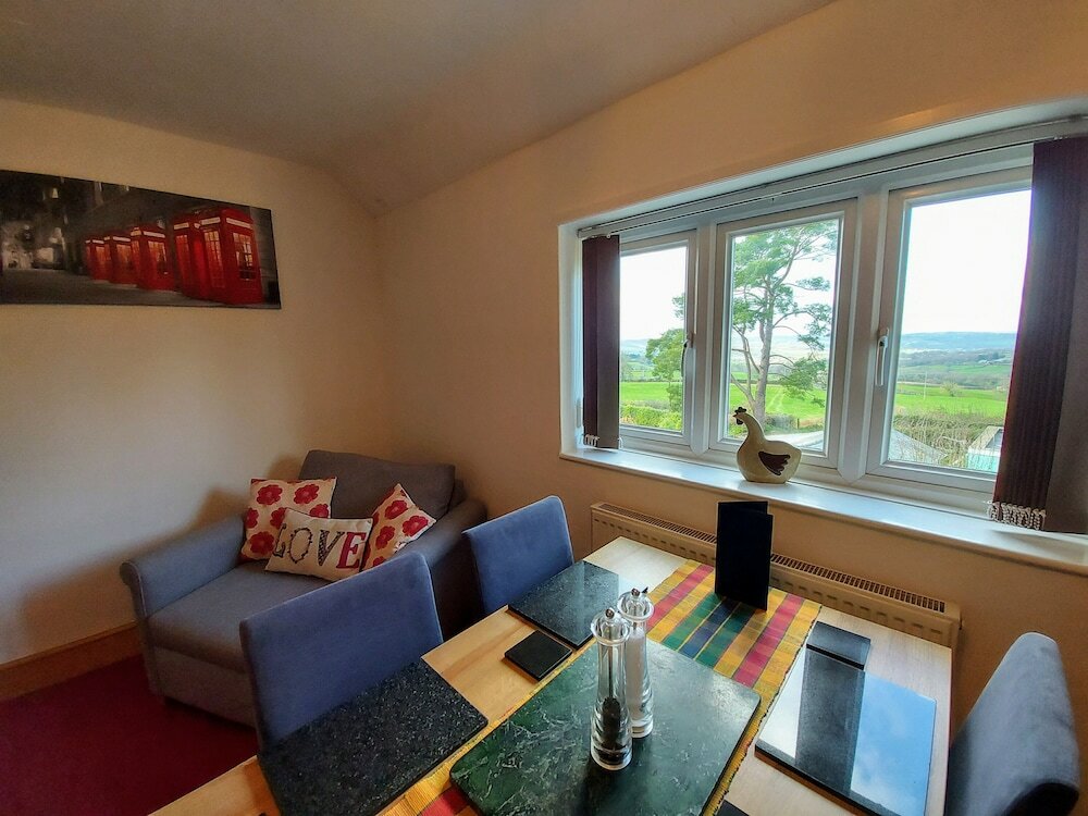 Фото Netherleigh Bed & Breakfast