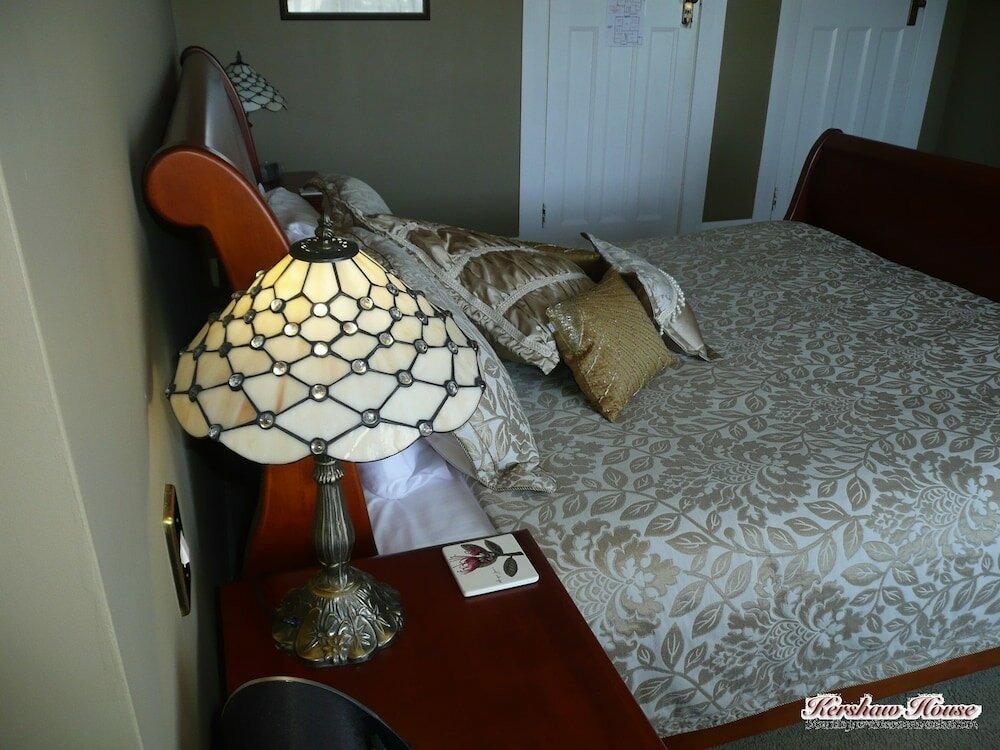Фото Kershaw House Boutique Accommodation