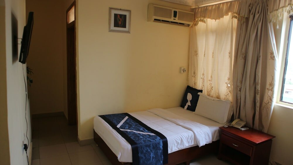 Фото Krisview Hotel