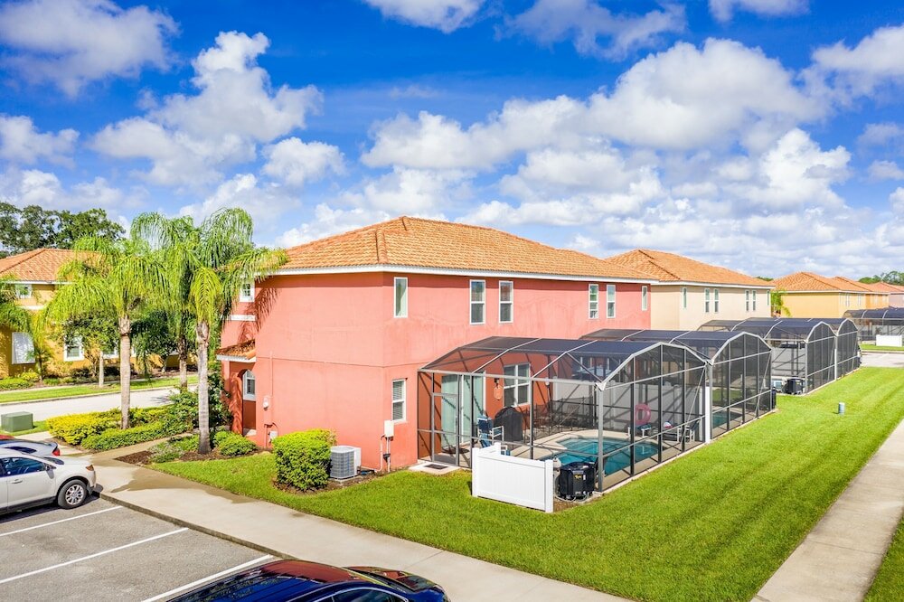 Фото Fantastic 4br 3ba with Pvt Pool with Lake view near to Disney