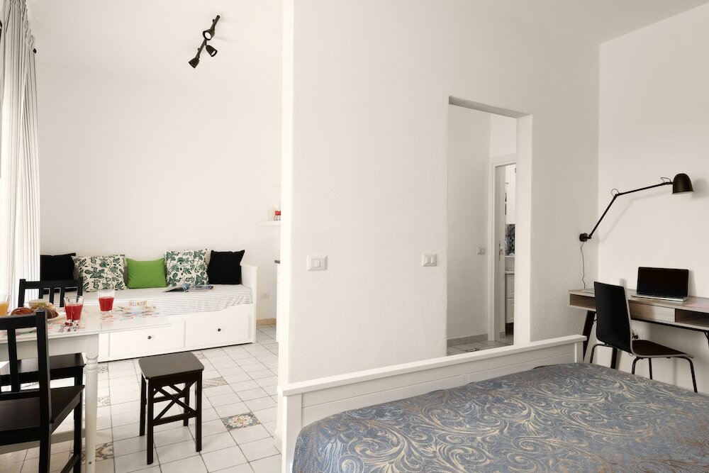 Фото Altré Guest House