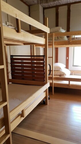Гостиница Villa Poseidon & 4 Family Room в Вакаяме