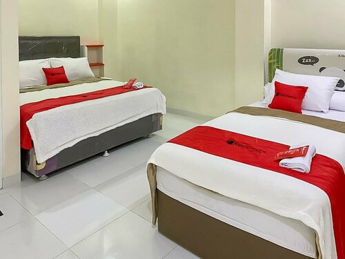 Гостиница RedDoorz Syariah near Pkor Lampung в Бандар-Лампунге