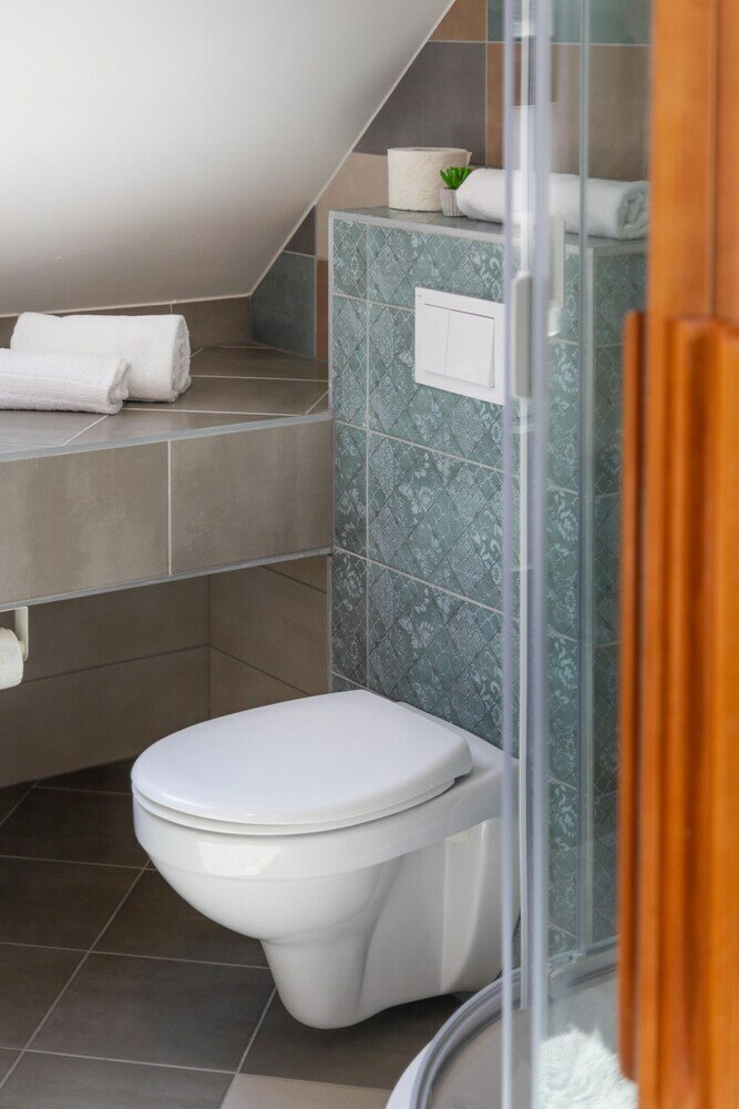 Фото Newly Refurbished Loft Near City Center