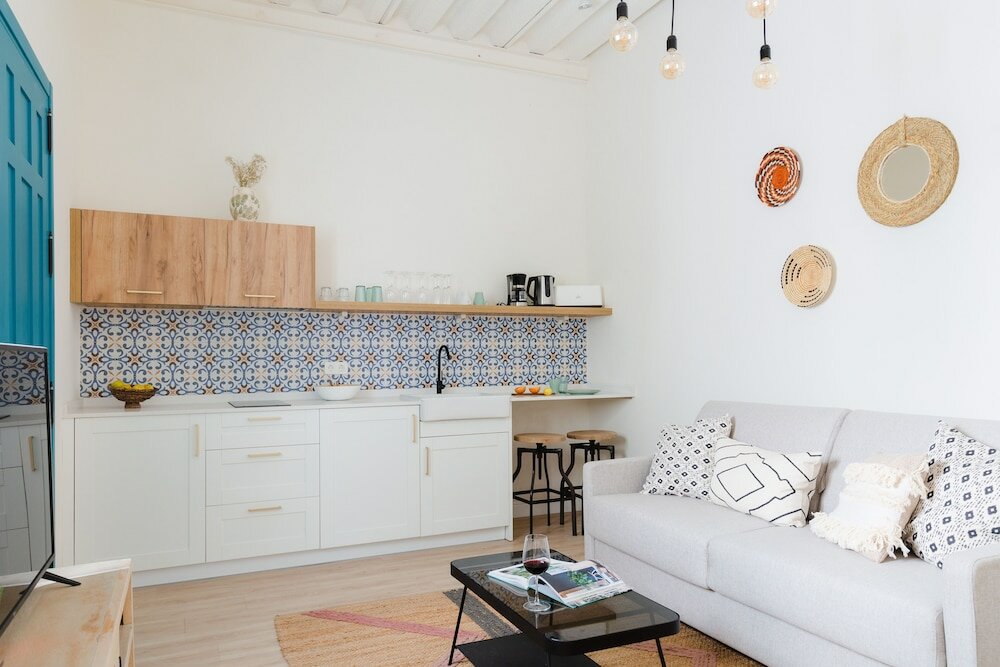 Фото Atenea Malaga Apartments